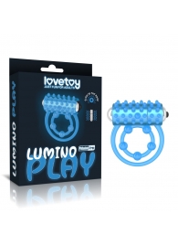 Голубое, светящееся в темноте виброкольцо Lumino Play Vibrating Penis Ring - Lovetoy - в Майкопе купить с доставкой