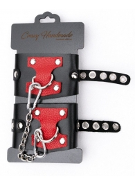 Черные наручники с красным декором и заклепками - Crazy Handmade - купить с доставкой в Майкопе