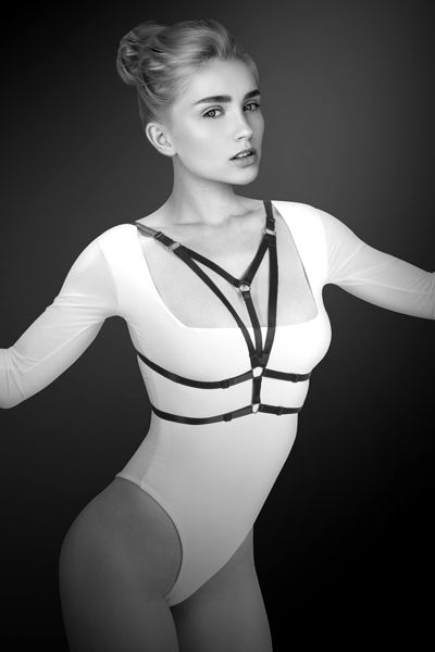 Черная упряжь на грудь Laura - Bijoux Pour Toi - купить с доставкой в Майкопе