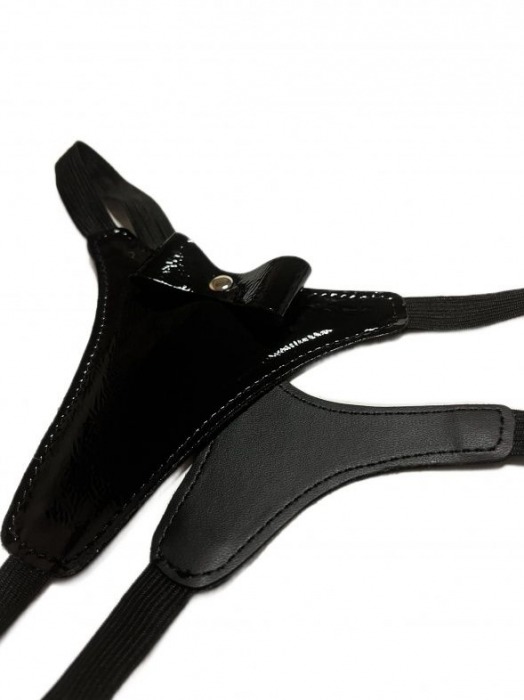 Черные лаковые трусики-стринги с бантиком - БДСМ Арсенал купить с доставкой