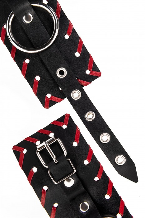 Черно-красные наручники из натуральной кожи - Pecado - купить с доставкой в Майкопе