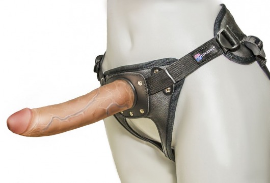 Насадка-фаллоимитатор на кожаных трусиках Harness Ultra Realistic 7  - 18 см. - LOVETOY (А-Полимер) - купить с доставкой в Майкопе