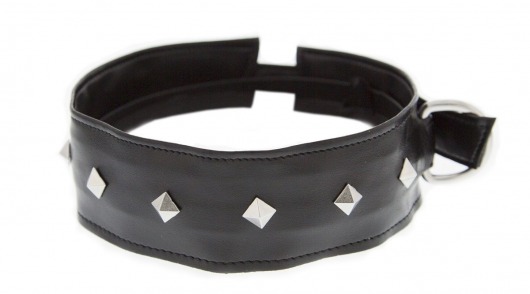 Полиуретановый ошейник с пуклями Collar with Studs - Blush Novelties - купить с доставкой в Майкопе